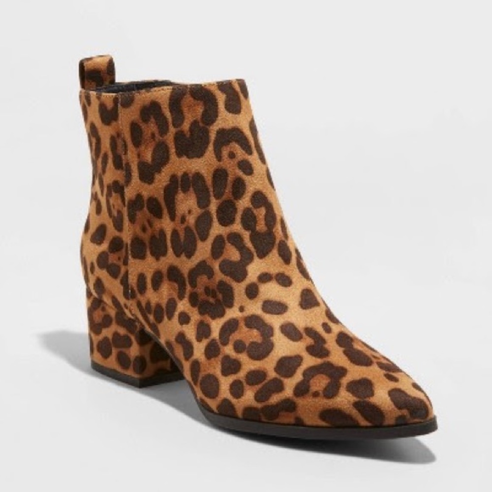 Printed booties